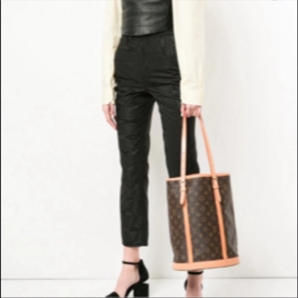 Louis Vuitton Handbags - LOUIS VUITTON BUCKET BAG - AUTHENTIC